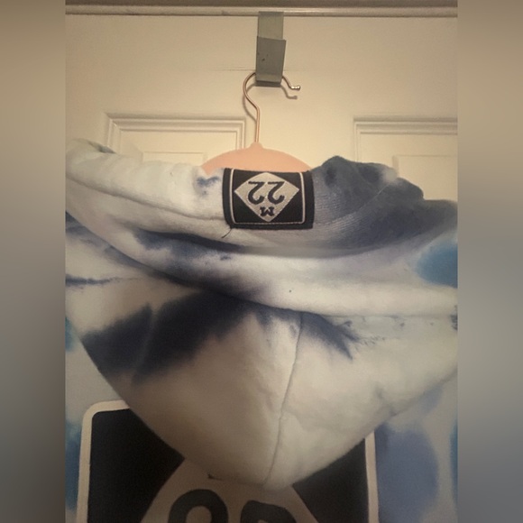 2xl M22 tie dye print sweatshirt, unisex - Picture 6 of 6